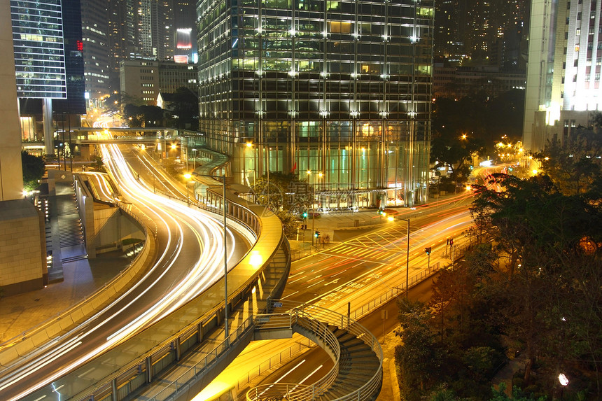 香港夜间城市风景图人行道行人通道照明建筑旅行黑暗立交桥路面建造图片
