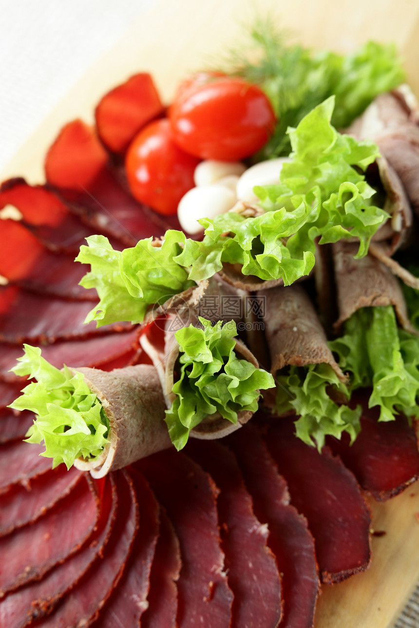 切片培根沙拉饮食美食桌子蔬菜课程食物火腿猪肉叶子图片