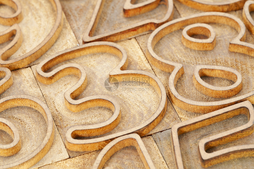 文字压缩类型中的数摘要木头字体印版数字凸版图片