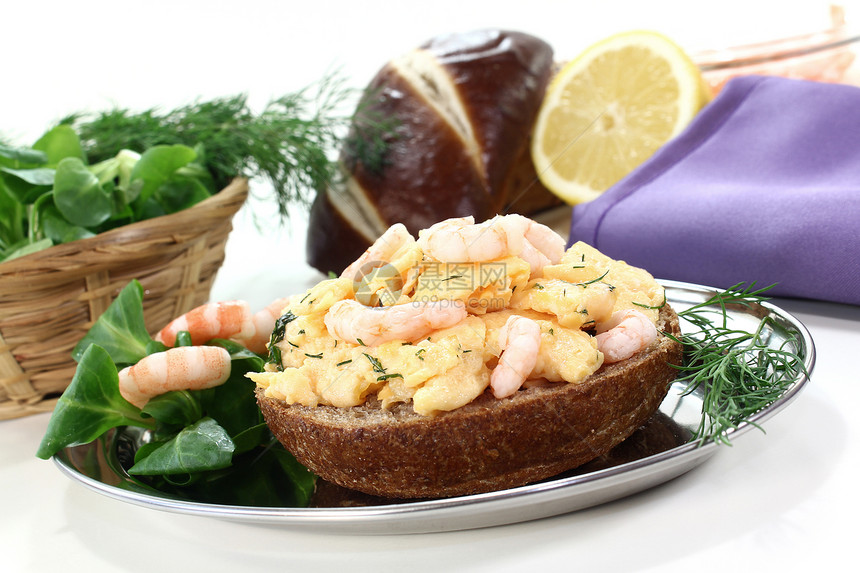 摇篮蛋馒头面包小吃柠檬早餐草药烹饪沙拉油炸盘子图片