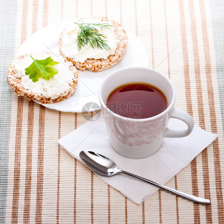 膳食早餐饮食营养生活勺子曲线面包照片餐巾香菜厨房图片