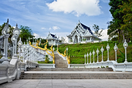 洒金楼梯考格罗瓦拉姆寺庙宗教古董建筑蓝色旅行照片艺术天空建筑学宝塔背景