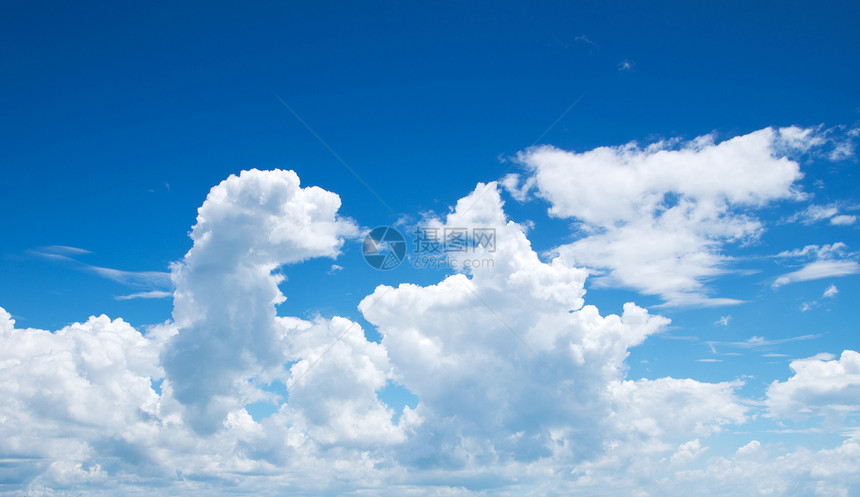 蓝蓝天空环境气象云景美丽白色臭氧天际自由场景柔软度图片