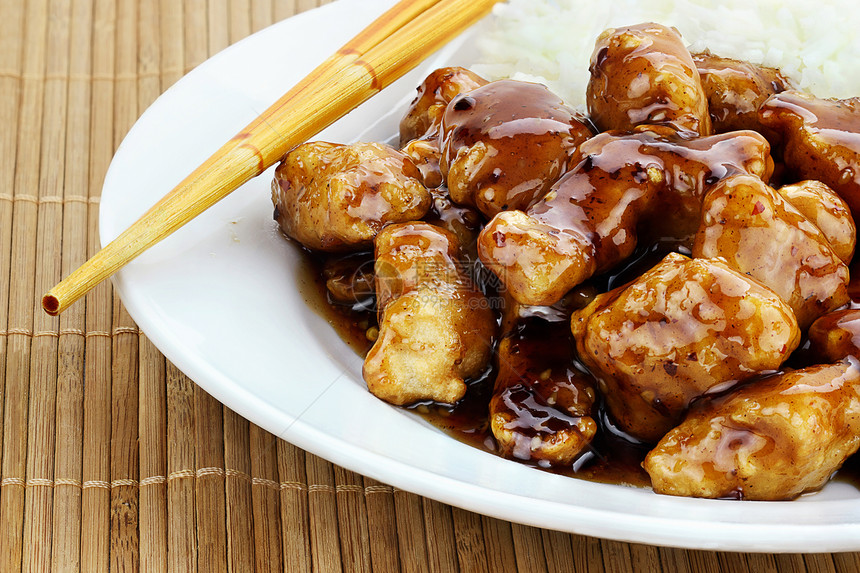 左宗将军的鸡摄影吃饭筷子美食饮食热饭照片油炸食物图片