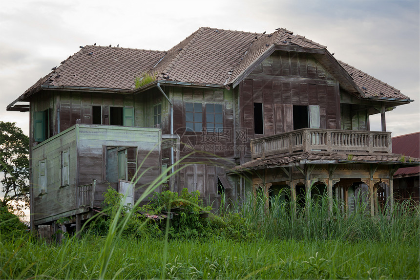 被遗弃的旧旧房屋古董废墟风化住宅村庄国家房子财产乡村建筑学图片