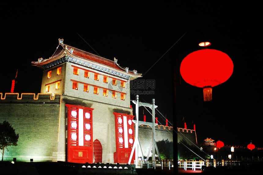 古城墙中国西安的夜幕历史中心访问景观旅游历史性旅行房子建筑学地标图片