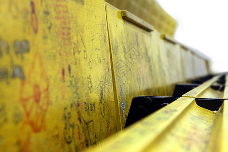 大学黄黄色礼堂研讨会锐化桌子教学教育平台房间几何座位会议背景图片