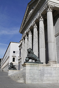 众议员代表大会议会地标动物雕像众议院建筑学狮子建筑人大代表雕塑背景图片