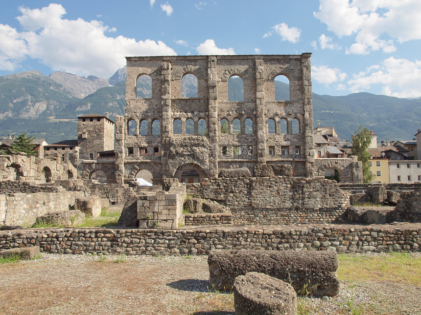 罗马戏剧Aosta山谷山脉剧院地标废墟建筑学艺术联盟纪念碑考古学图片