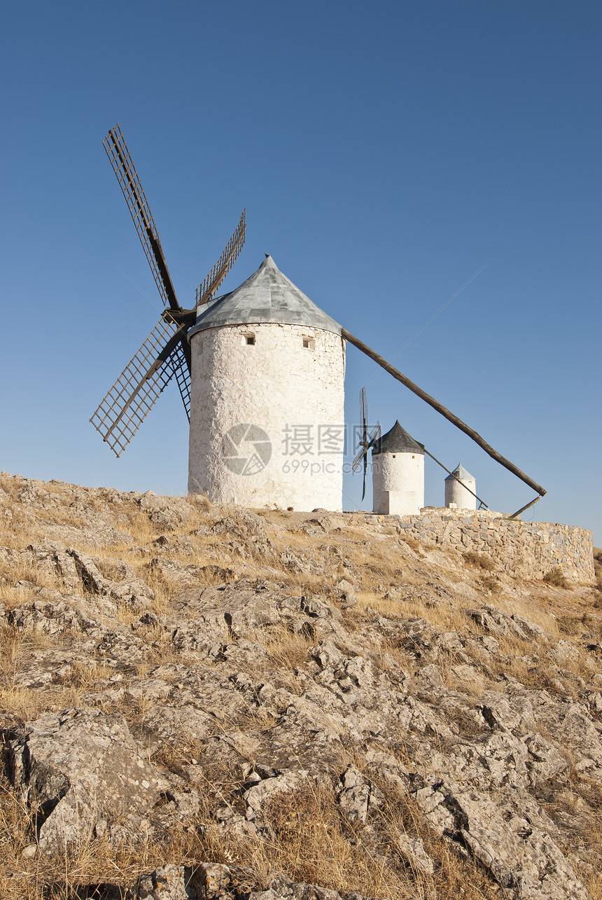 西班牙传统风力磨机空气旅行木头机器历史性历史旅游天空建筑学风尘图片