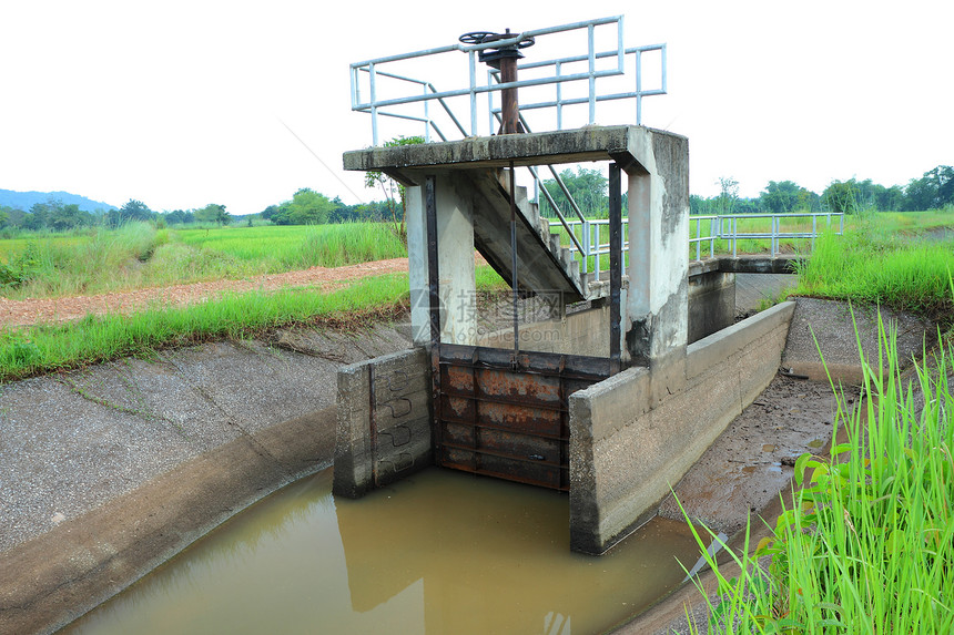 洪水和灌溉运河灌溉运河流动建筑障碍农业水库压力工程建造图片