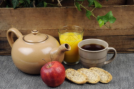早餐工作果汁乡村碳水盘子唤醒玻璃橙汁木头饼干背景图片