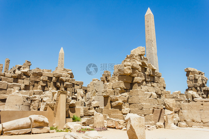 埃及卡纳克寺庙古老废墟历史上帝发掘雕像宗教古物旅行艺术文化柱子图片