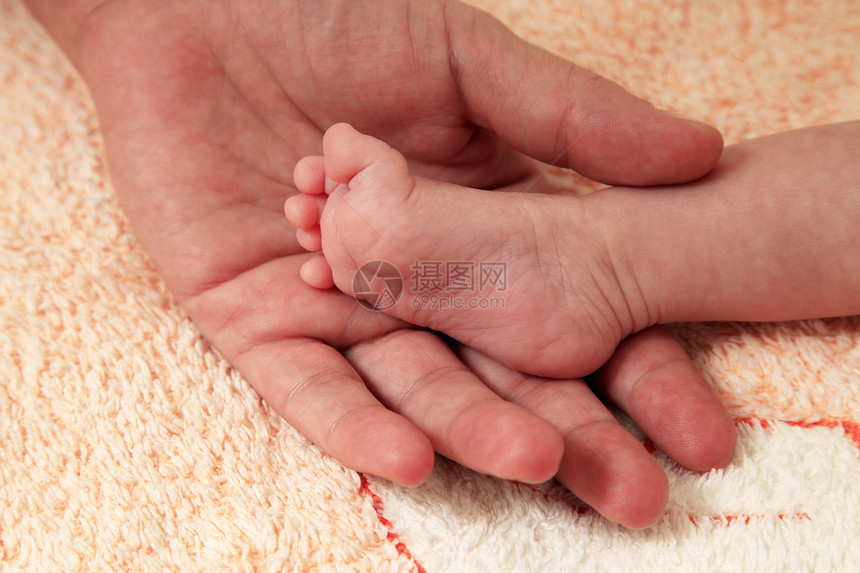 婴儿腿孩子情怀父母信仰男性母亲身体爸爸指导手臂图片