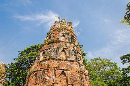 佛祖在泰国阿尤塔亚Ayutthaya历史旅行石头国王天空旅游背景图片