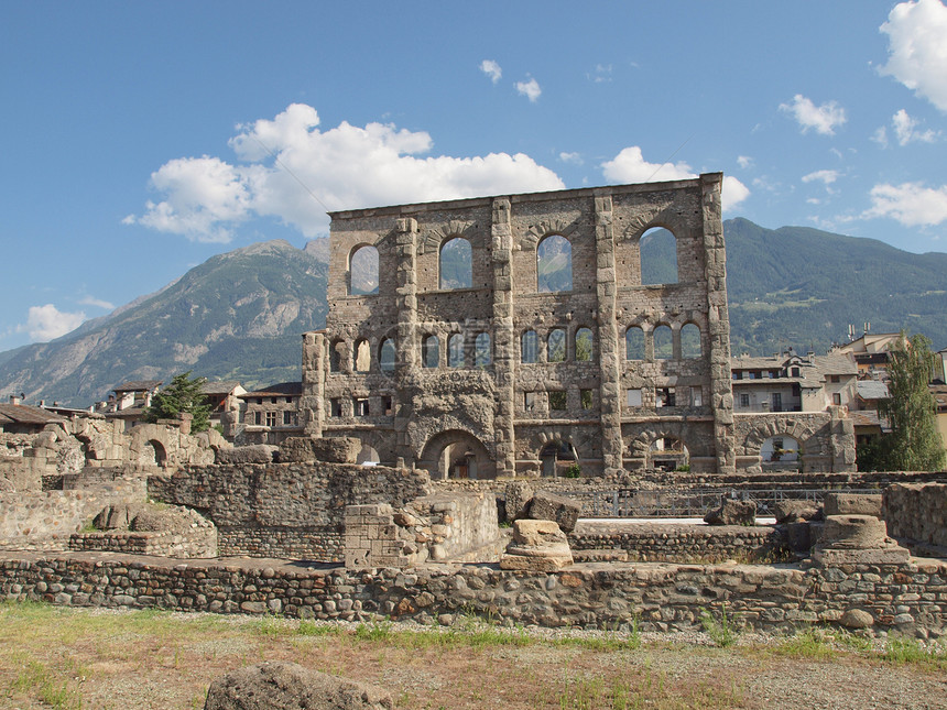 罗马戏剧Aosta联盟纪念碑考古学地标建筑学废墟剧院艺术山谷山脉图片