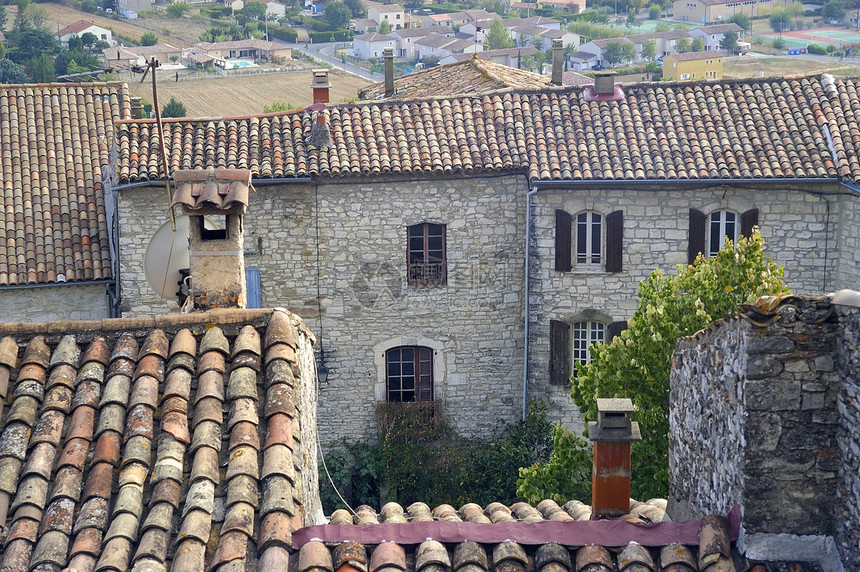 对加德省法国Vezenobres村的观察历史性旅游文化全景建筑学建筑旅行观光房子爬坡图片