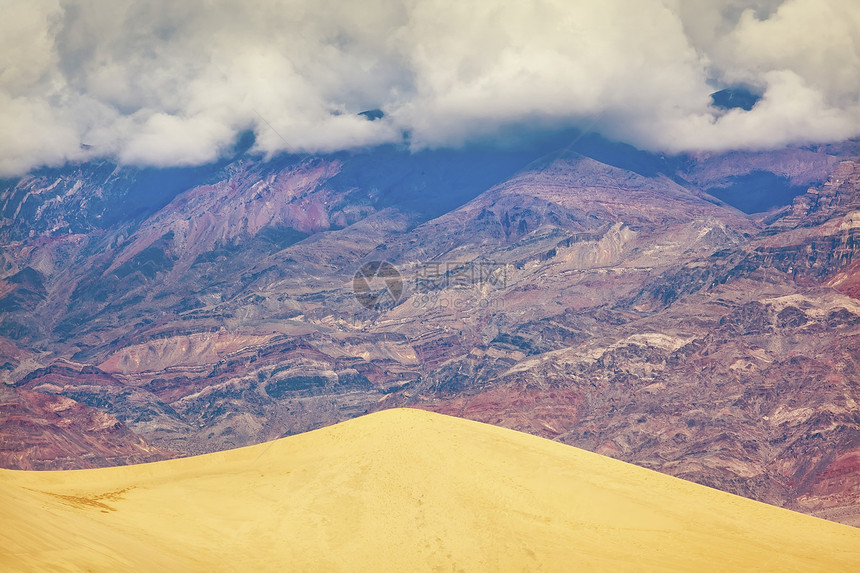 普拉佩维尼山死地Pa全国死亡谷环境沙漠地质学公园风景国家石头远景峡谷旅行图片