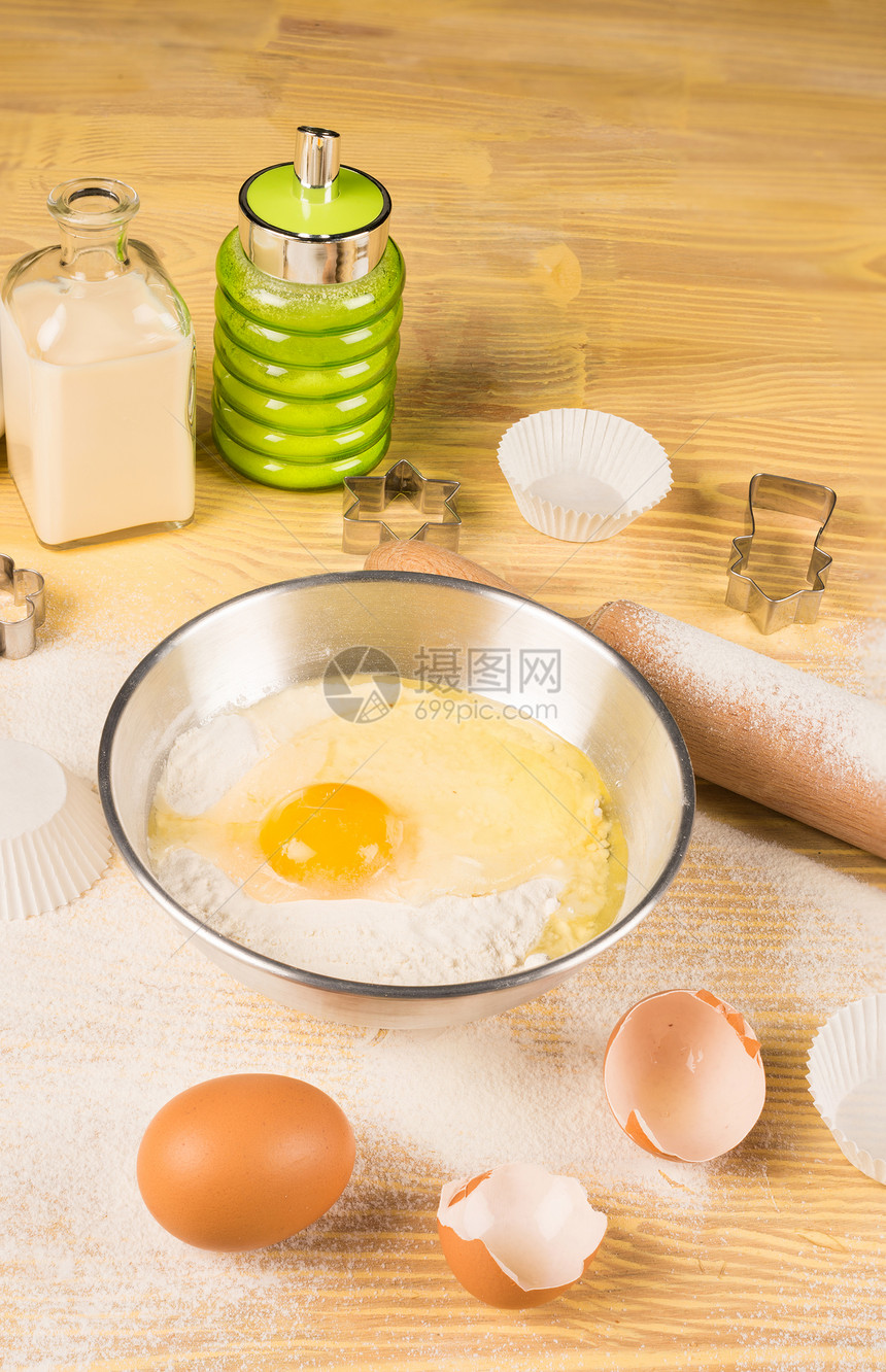 自自挣钱模具糕点擀面杖烹饪食物面粉甜点内衬杯子面团图片