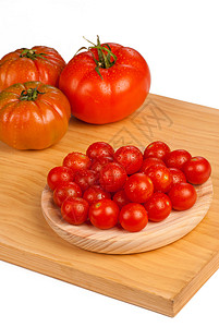 樱桃和大番茄尺寸切菜板什锦西红柿背景图片