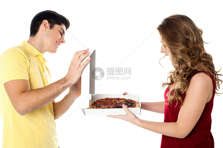 幸福浪漫情侣和比萨饼的照片图片