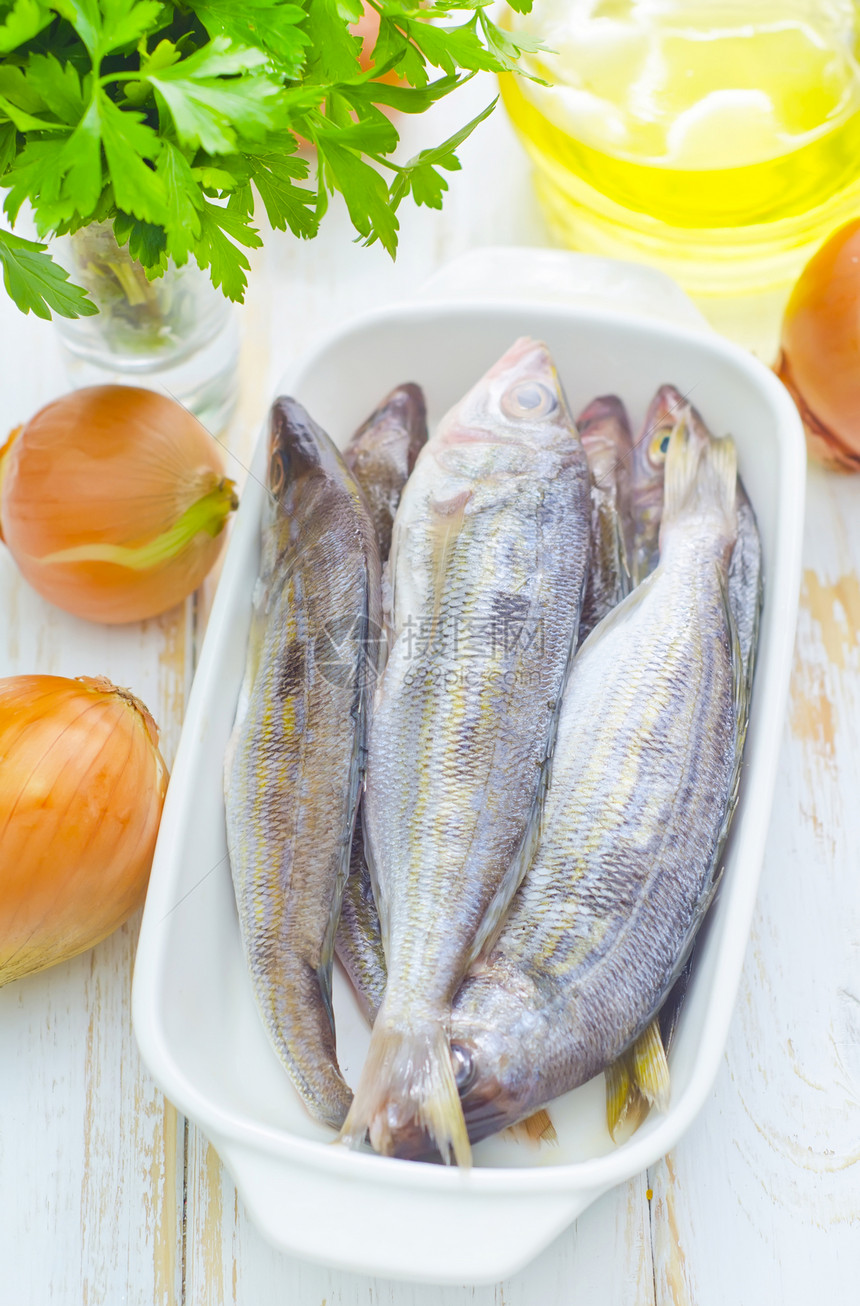 鲜鱼美食木头食物鱼头青菜海鲜营养餐厅洋葱市场图片