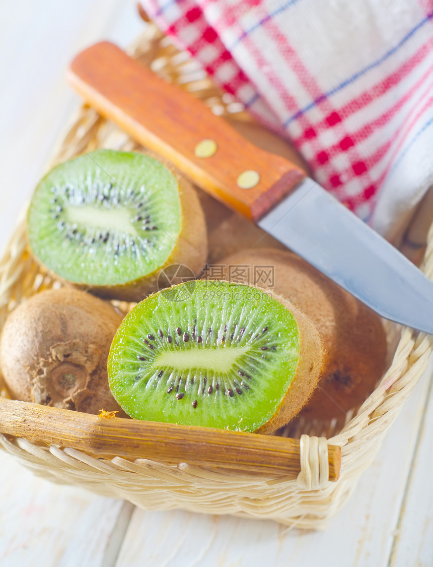 新鲜的kiwi手指午餐果汁家庭节食混合种子厨师杂货店绿浆图片