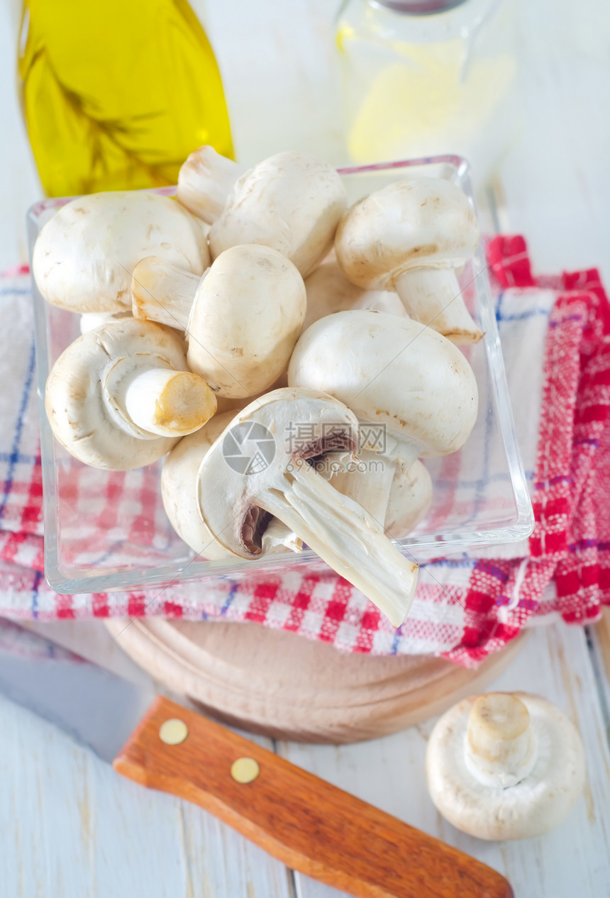 蘑菇菌类肉汁营养饮食收成按钮烹饪杂货店木板蔬菜图片