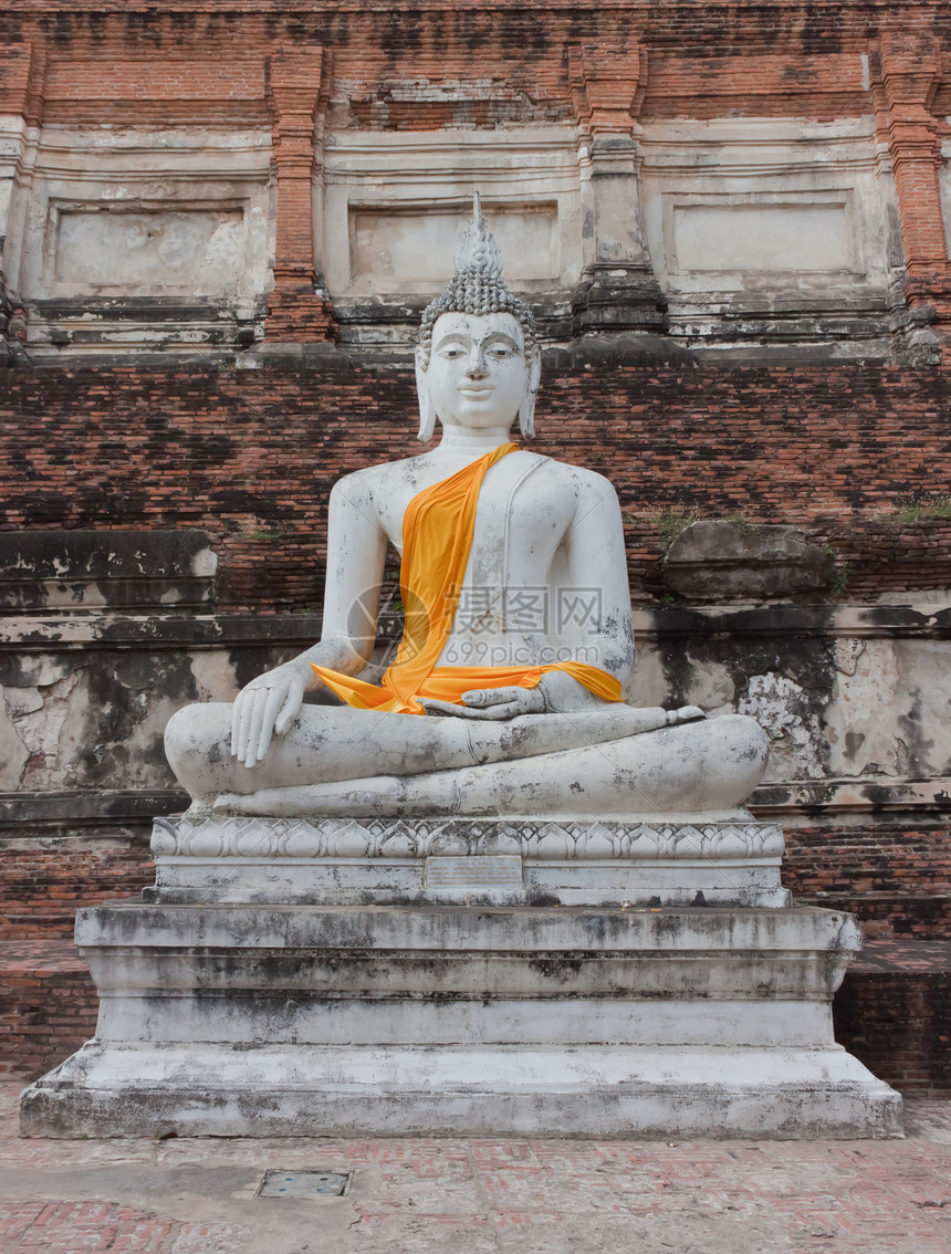 泰国省佛陀金子宗教上帝冥想艺术旅行文化雕像插图雕塑图片