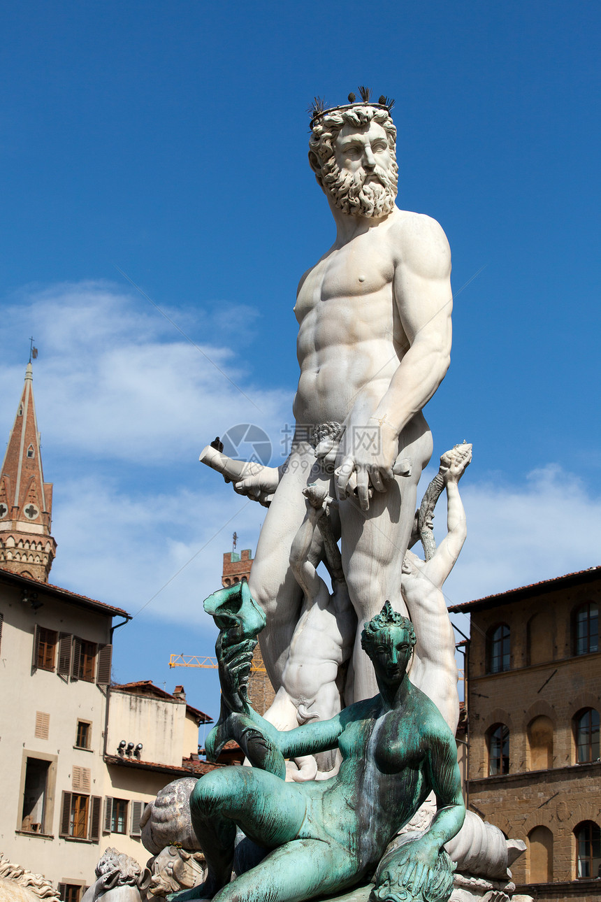佛罗伦萨州的海王星喷泉正方形艺术地标蓝色雕像白色领主广场男人双锥图片