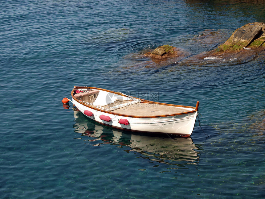 里奥马吉焦雷的渔船远足世界遗产村庄海岸天线港口国家恋人图片
