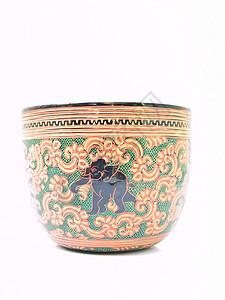 一个艺术的花瓷碗 上面有被随意孤立的象像风格手工红色漆器白色装饰黑色手工业绿色装饰品背景图片