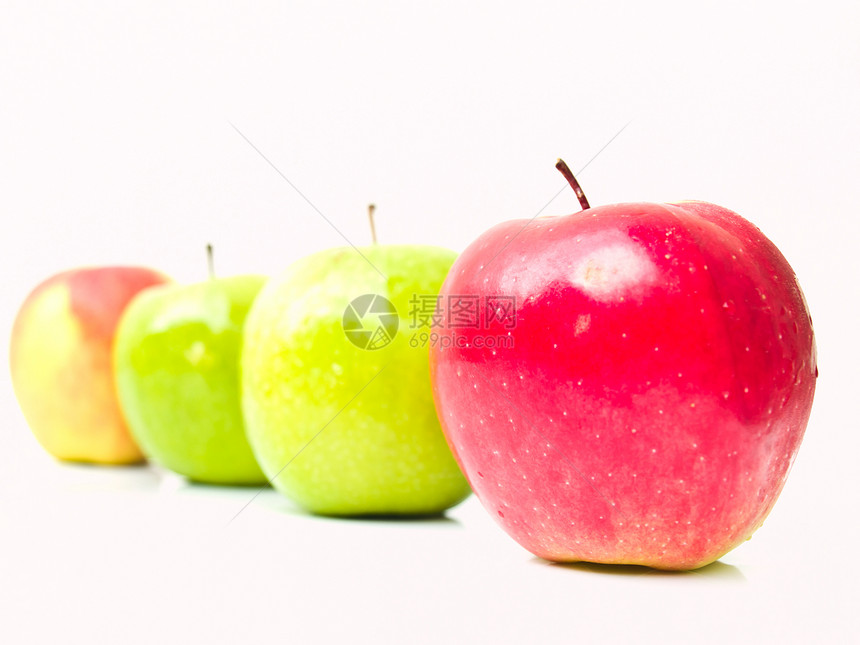 白色背景孤立的绿苹果和红苹果团体红色水果营养植物饮食绿色食物茶点图片