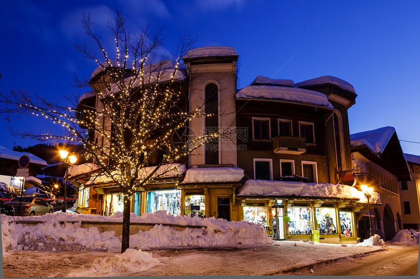 圣诞前夕 法式阿尔卑斯山 弗朗房子装饰天空景观辉光街道蓝色文化建筑学村庄图片