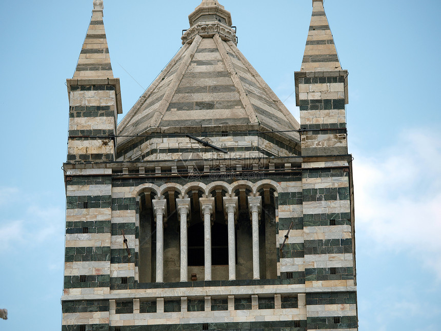 锡耶纳-迪奥莫大教堂钟楼图片