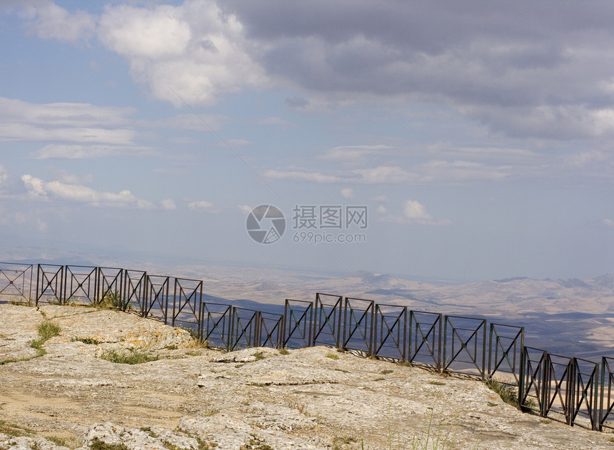 Enna农村概况爬坡道土地风光居民田园乡村国家城堡图片