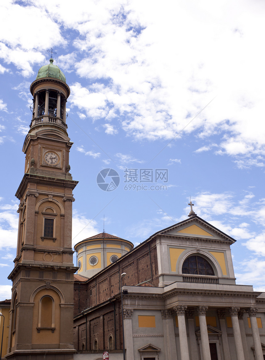 米兰圣路易教堂建筑学尖顶前冲圆顶宗教艺术建筑纪念碑装饰城堡图片