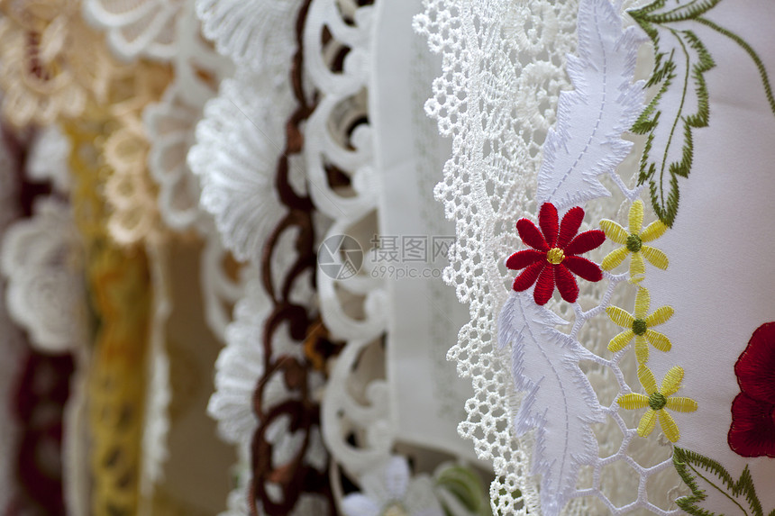 刺绣和带子蕾丝绣花桌布缝纫亚麻织物礼物面料棉布卫生图片