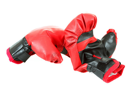 白色上隔离的红皮拳击手套斗争盒子竞赛运动训练红色皮革力量背景图片