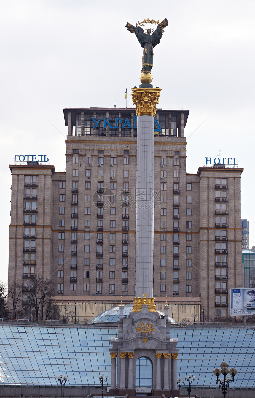 基辅独立广场一栏天空地标雕塑旅行遗产柱子艺术正方形葶苈旅游图片