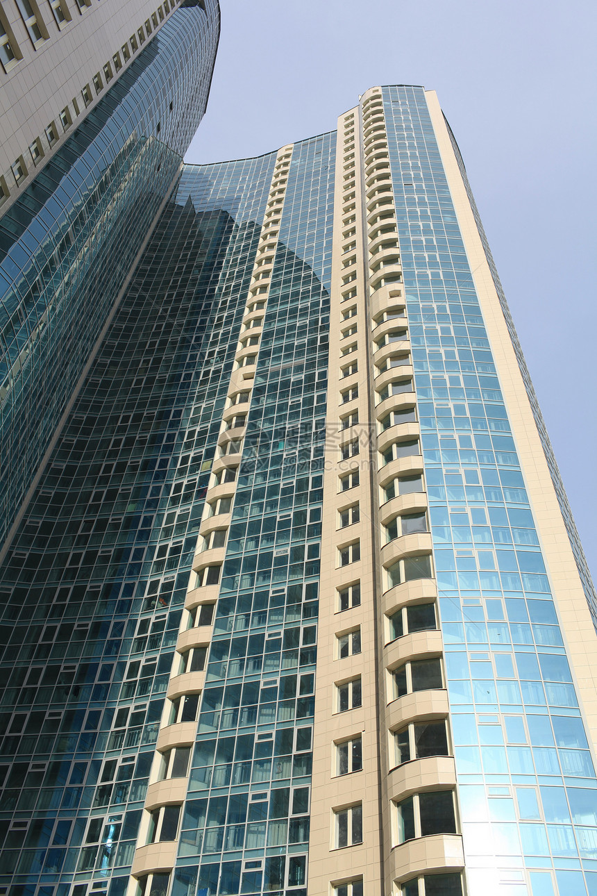 高楼大楼酒店蓝色金融工程商业镜子建筑学办公室财产房子图片