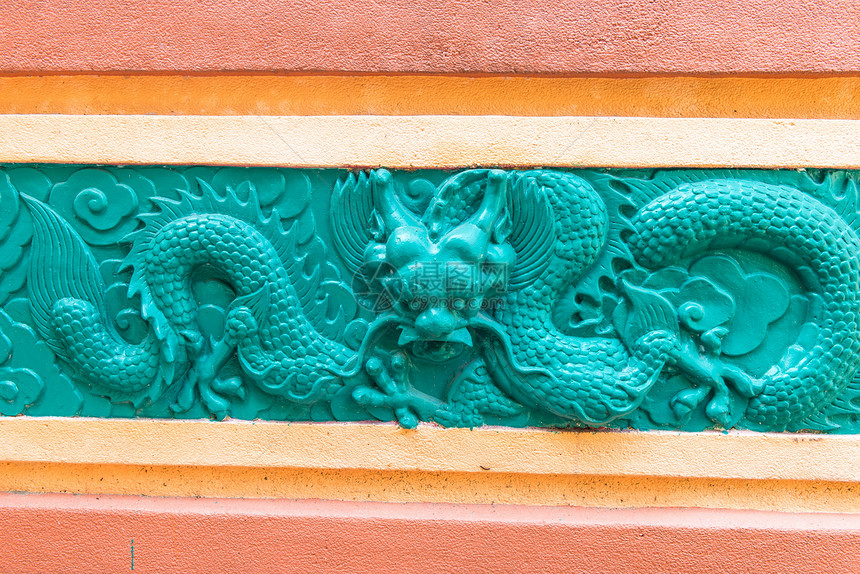 大龙雕塑 象征着财富和力量艺术动物绘画庆典蓝色宗教文化寺庙金子装饰品图片