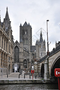比利时根特贝尔夫里教堂圣巴沃大教堂的浏览情况高清图片