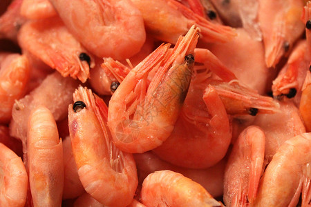 许多煮熟美味虾饮食食物营养市场午餐海鲜美食品味钓鱼尾巴生的高清图片素材