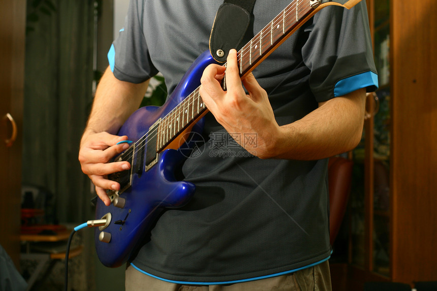 吉他独奏男人蓝色乐队艺术笔记歌曲音乐会唱歌爵士乐吉他图片