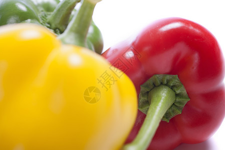 选择红色黄黄绿胡椒胡椒蔬菜绿色生产黄色背景图片