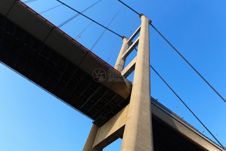清马桥景观交通蓝色建筑速度辉光场景射线地标运输图片