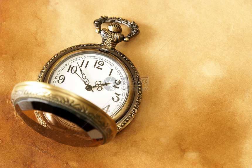 口袋监视器钟表金子风化黄色时间手表怀表计时古董棕色图片