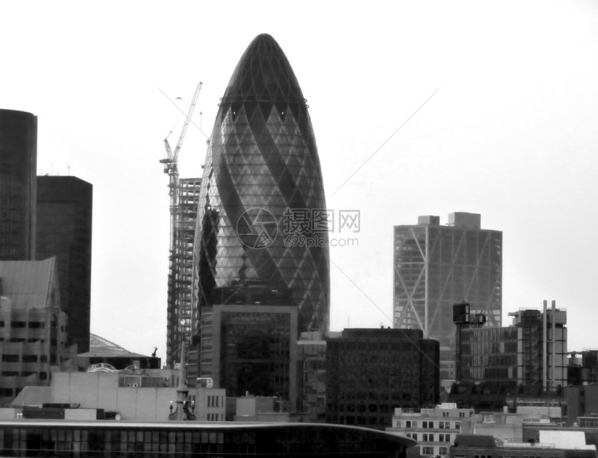黑色和白色伦敦市风景构造地平线财产摩天大楼职场工业建造市中心建筑物天际图片