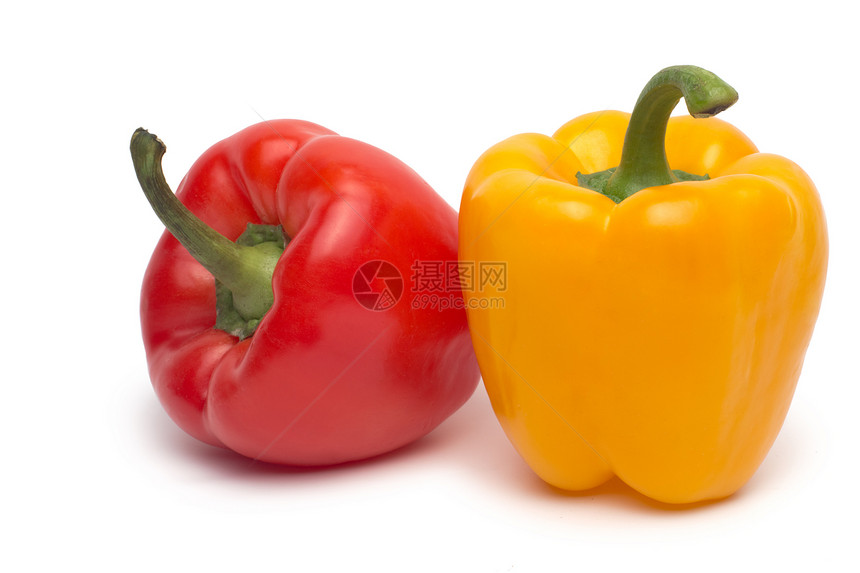 在白色背景上孤立的甜辣椒团体食物绿色义者小吃蔬菜种子胡椒营养红色图片